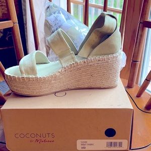 Soire platform sandals